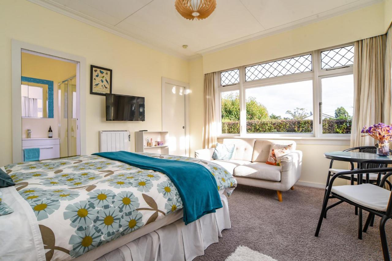 Sunny Mornington 2 Bedroom Guest Suite ダニーデン エクステリア 写真
