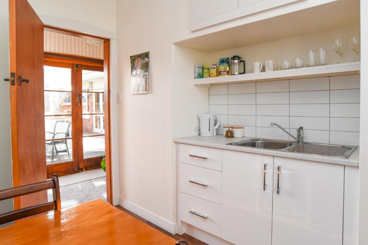 Sunny Mornington 2 Bedroom Guest Suite ダニーデン エクステリア 写真